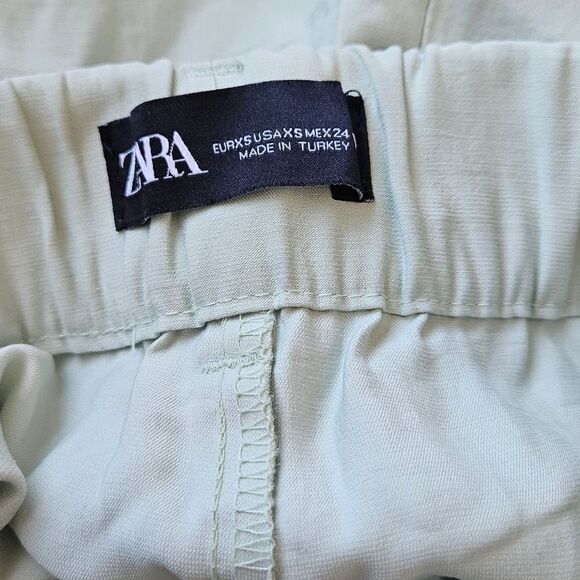 💝Zara Mint Green Women's Shorts - Picture 3 of 3